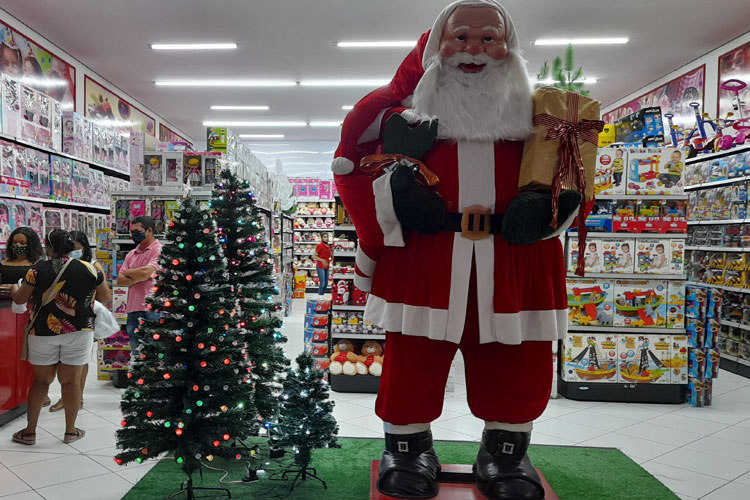 CDL projeta um aumento de 30% nas vendas de Natal este ano em Brumado 