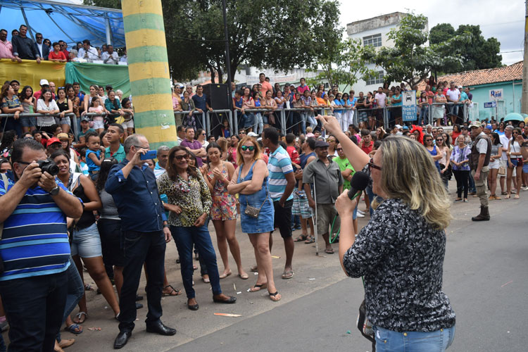 Brumado: Excluídos repudiam Eduardo Vasconcelos e convocam vice-prefeito a voltar à militância de esquerda