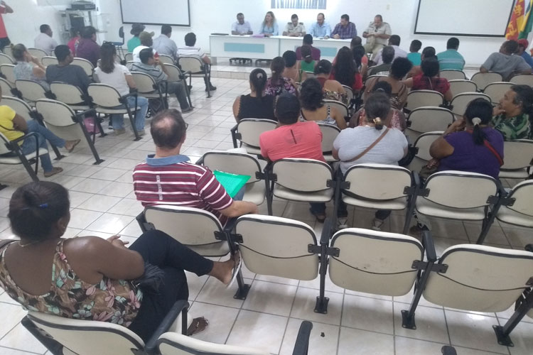 Prefeitura, polícia e ambulantes debatem instalação e segurança para o aniversário e São Pedro de Brumado