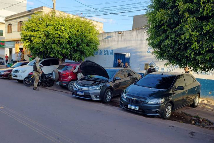 Suspeito de vender veículos clonados e roubados é preso em Barra da Estiva