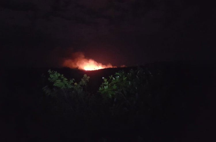 Incêndio atinge no Parque Nacional da Chapada Diamantina em Lençóis