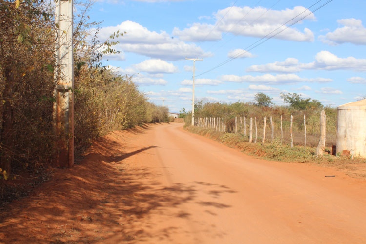 Patrolamento das estradas vicinais otimiza fluxo e o escoamento da produção rural em Malhada de Pedras