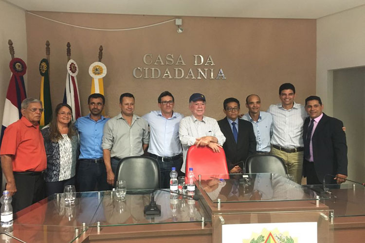 Pindaí: Vice-governador da Bahia assina ordem de serviços de obras para abastecimento e mobilidade