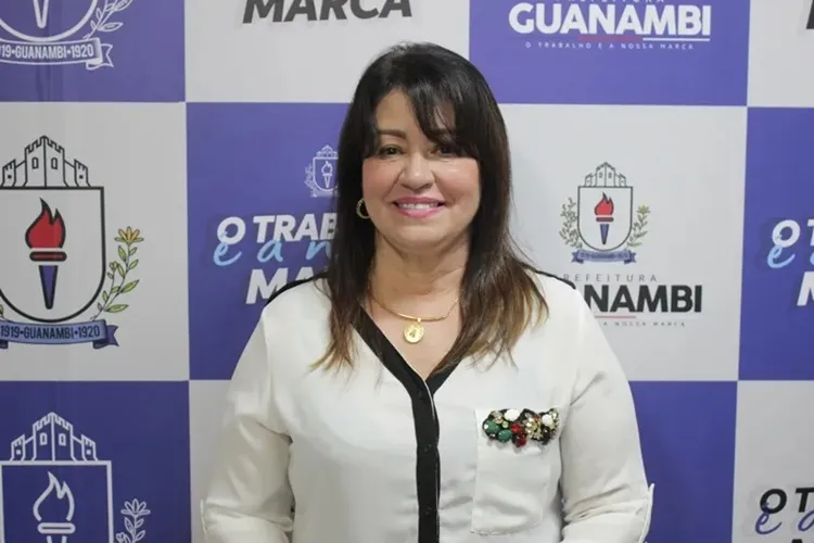 Nova secretária de saúde é nomeada pelo prefeito de Caetité