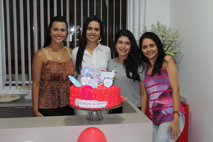 Fernanda Cardoso celebra seis anos do consultório Dentes Claros em Brumado