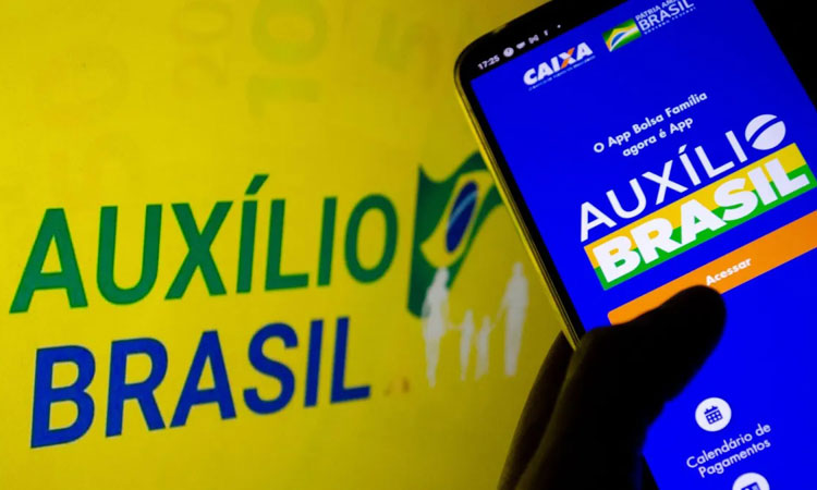 Governo estuda perdoar dívida de empréstimo consignado do Auxílio Brasil