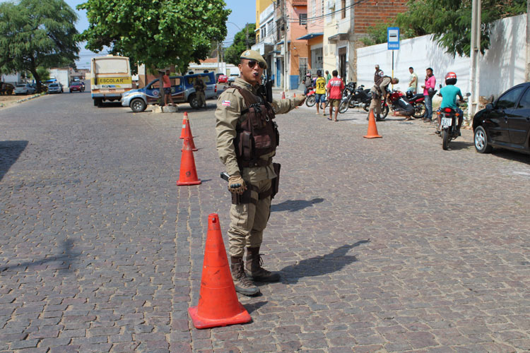 PM promove blitz visando ampliar segurança pública preventiva em Brumado