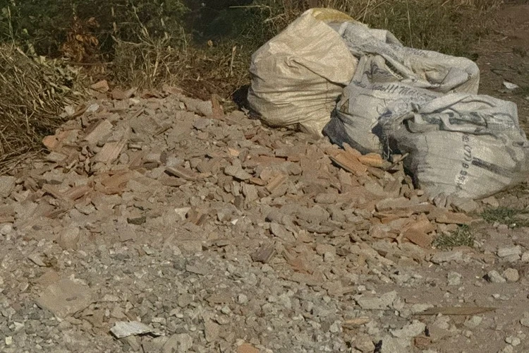 Prefeitura de Macaúbas intensifica fiscalização do descarte de entulhos na cidade