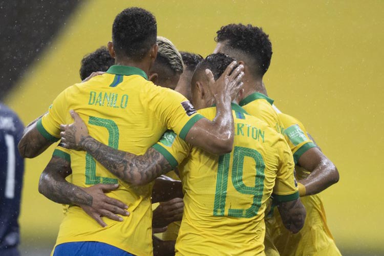 Brasil goleia Bolívia com facilidade na estreia pelas Eliminatórias da Copa do Mundo de 2022