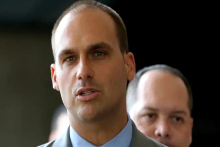 STF conclui julgamento que torna Eduardo Bolsonaro réu