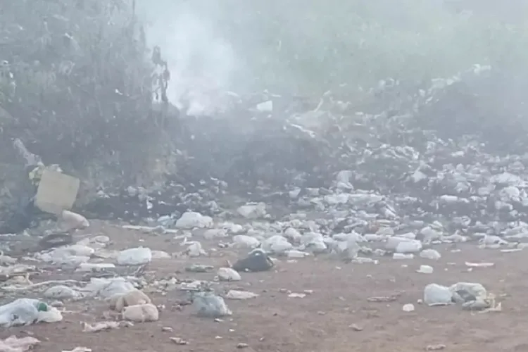 Ex-vereador denuncia queimada de lixão a céu aberto em Abaíra