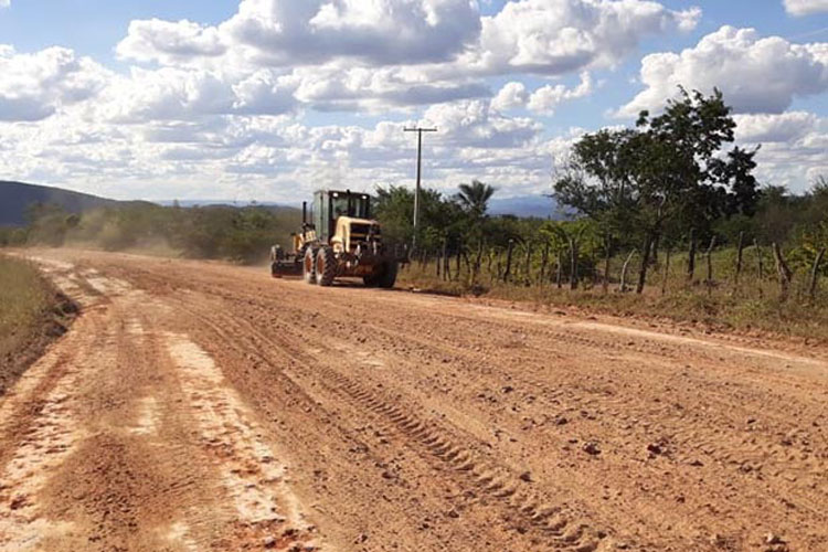 Brumado: Projeto de restauração das estradas vicinais continua em ritmo acelerado