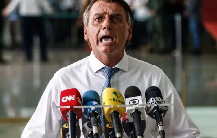 Ex-presidente Jair Bolsonaro pode ter renda mensal de quase R$ 100 mil