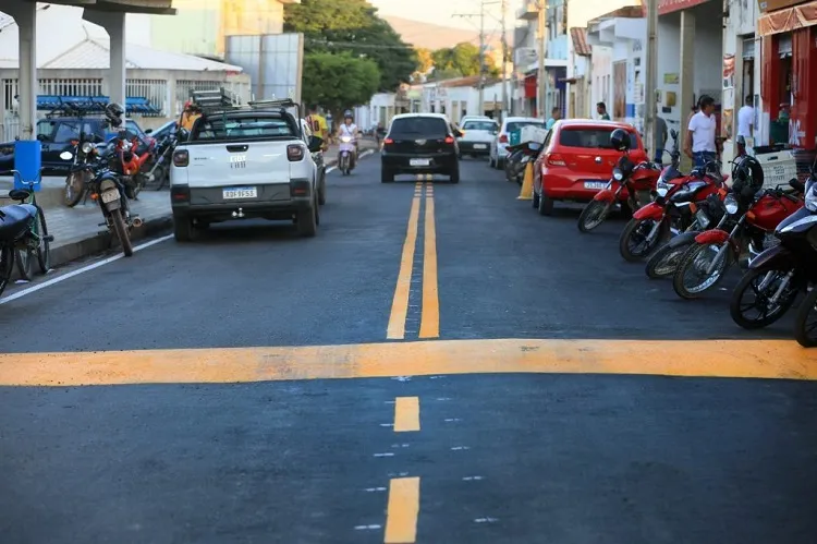 Governo do Estado entrega obras de infraestrutura e reformas em Ituaçu