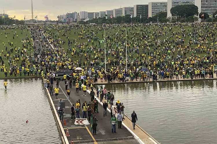 SSP-DF orientou PM a agir contra bolsonaristas 2 dias antes de atos terroristas e confirma negligência