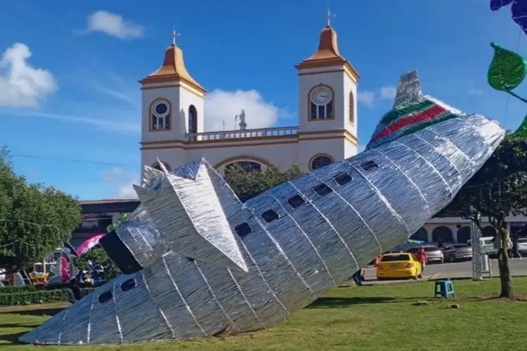 Prefeito de cidade colombiana recria avião de tragédia da Chapecoense e gera revolta