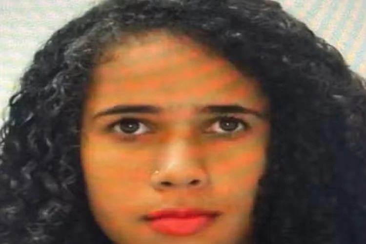 Mulher morre após colisão entre carro e moto na BA-290