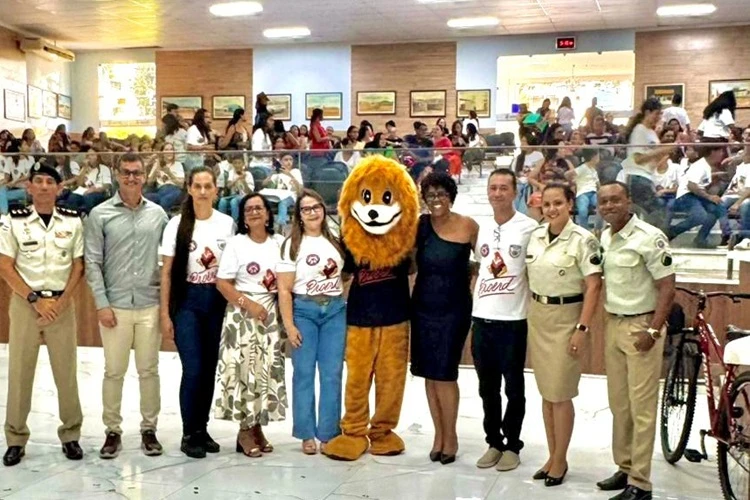 24º BPM capacita quase 500 alunos com o Proeerd em Brumado