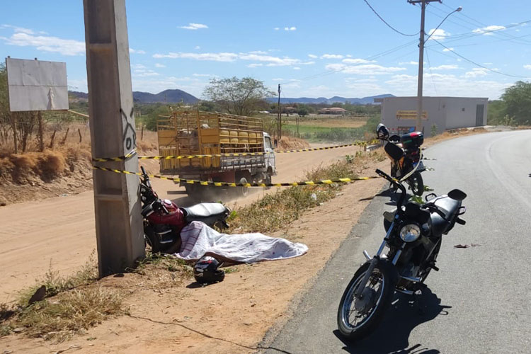 Homem morre após colidir motocicleta contra poste em Guanambi