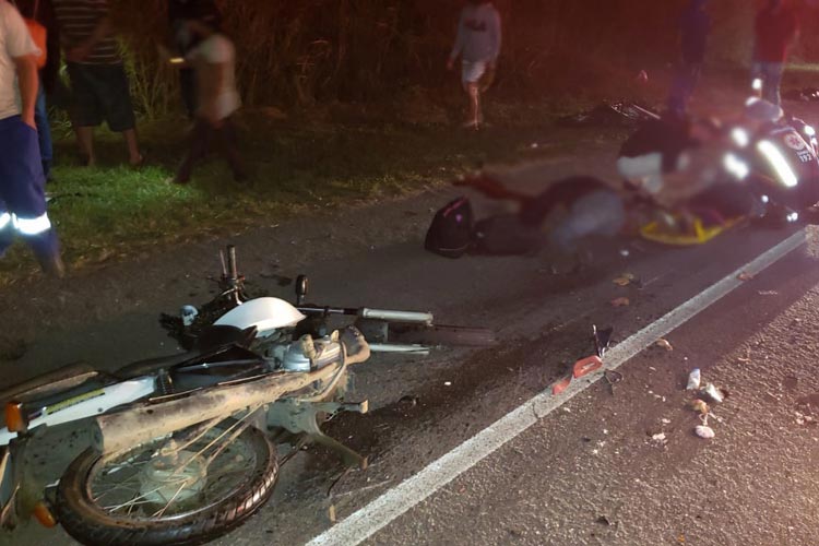 Vitória da Conquista: Três morrem após colisão entre carro e motocicletas na BA-262