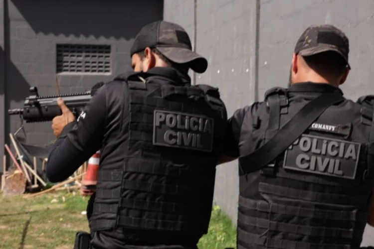 Dois homens são presos por tráfico de drogas e porte ilegal de arma de fogo em Ibicuí