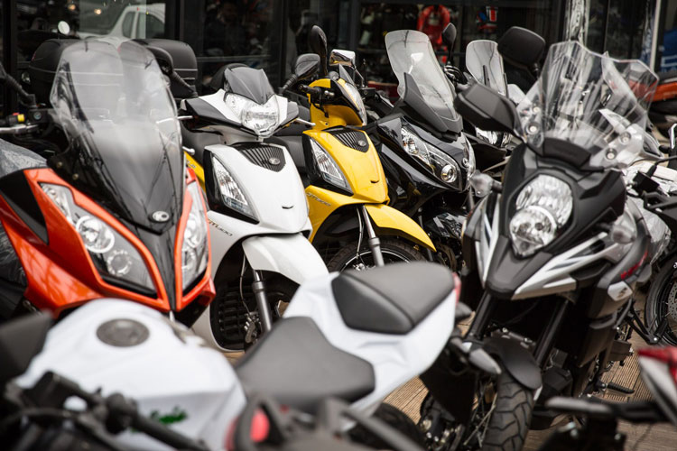 Venda de motos cresce após 7 anos e volta ao nível de 2004