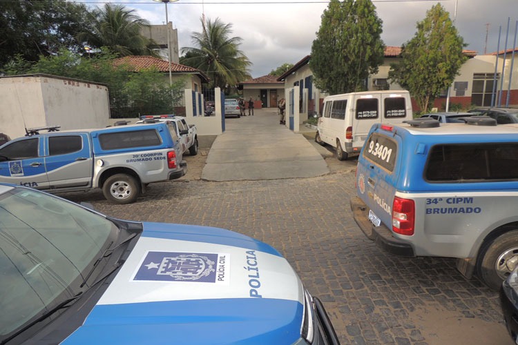 Brumado: Homem agride e ameaça pai e irmã no Bairro São José