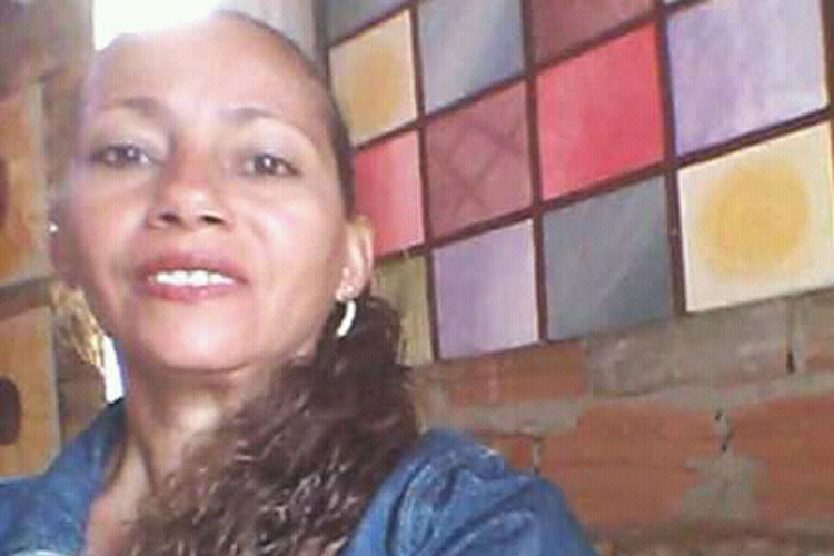 Mulher morre e homem fica ferido após serem baleados na zona rural de Paramirim