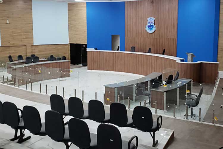 Câmara de Brumado revive cenário de 2009 para disputa da mesa diretora