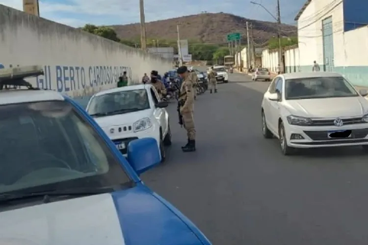 Operação Cinturão realiza blitz e abordagens em todo o município de Brumado