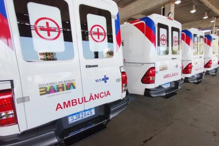 Ituaçu e Lagoa Real recebem novas ambulâncias do governo da Bahia
