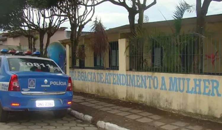 Homem é preso suspeito de estuprar e engravidar filha em Teixeira de Freitas
