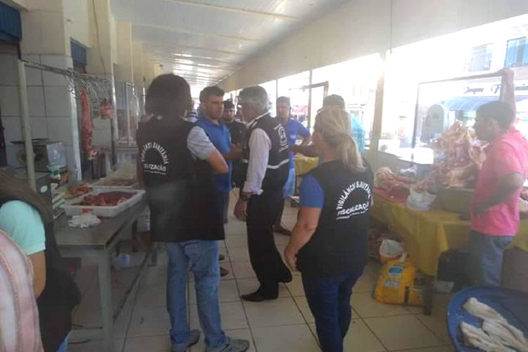 Adab encontra ambiente em péssimas condições no mercado de carnes de Livramento de Nossa Senhora