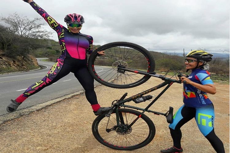 Ciclistas brumadenses enfrentam desafio de pedalar 150 km até Vitória da Conquista