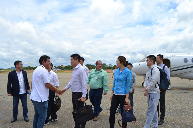 Chineses visitam Guanambi para retomada das obras da Fiol
