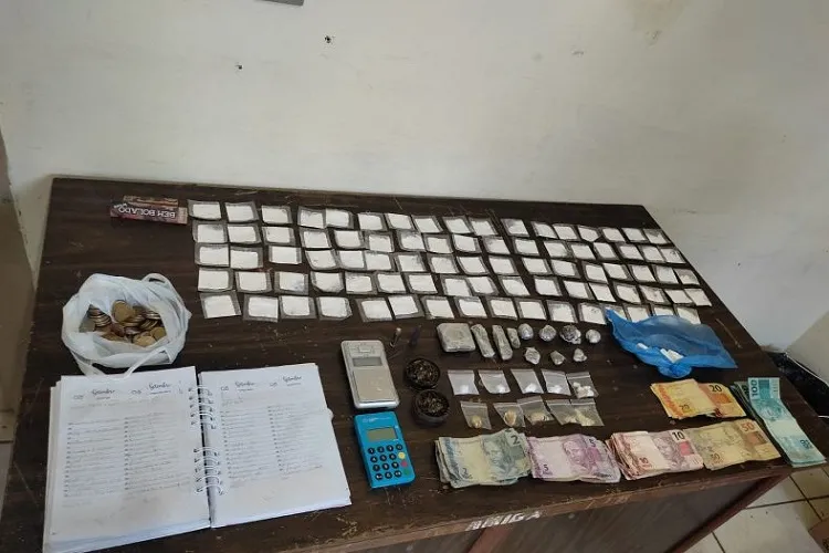 Jovem é presa após receber 500 papelotes de drogas em Sebastião Laranjeiras
