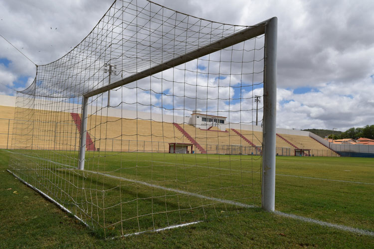 Prefeitura garante apoiar seleção de Brumado no intermunicipal de futebol