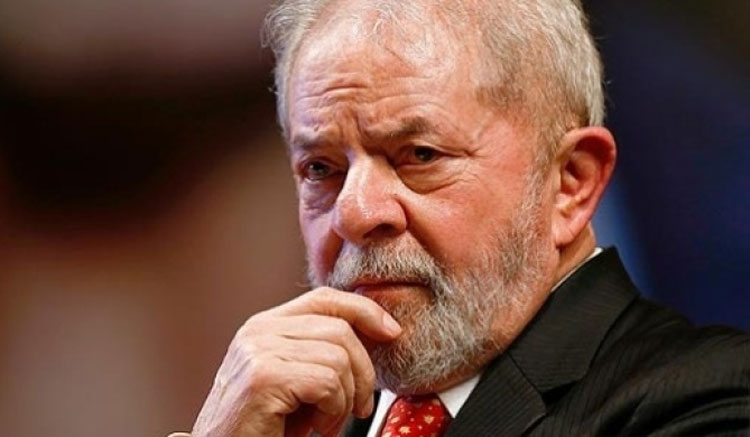 Lula pega 12 anos e 11 meses em processo sobre sítio de Atibaia