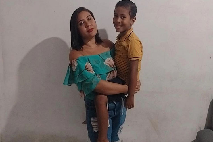 Mãe de criança autista reclama de discriminação em escola municipal de Brumado