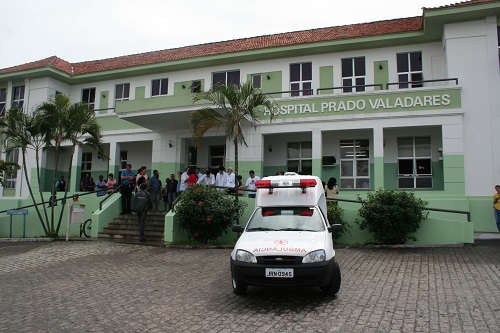 Boa Nova: Bandidos invadem sede da Embasa, roubam moto e atiram em vigilante