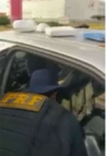 Juazeiro: Casal é preso com 9 quilos de cocaína dentro de carro na BR-407