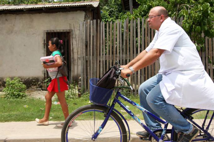 Mais Médicos: Cerca de 30% dos brasileiros inscritos não se apresentam