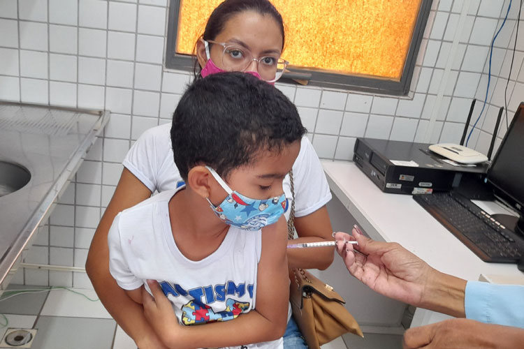 Brumado inicia vacinação contra Covid-19 para crianças portadoras de necessidades especiais