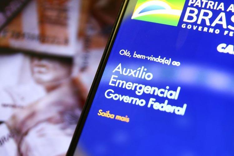 Auxílio Emergencial com novo valor começa a ser pago na quinta-feira (17)