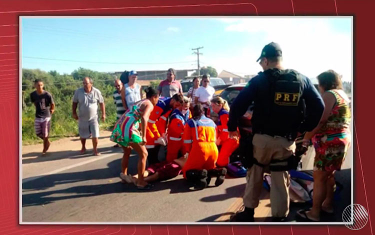 Homem passa mal e morre em ônibus em engarrafamento durante protesto em Vitória da Conquista