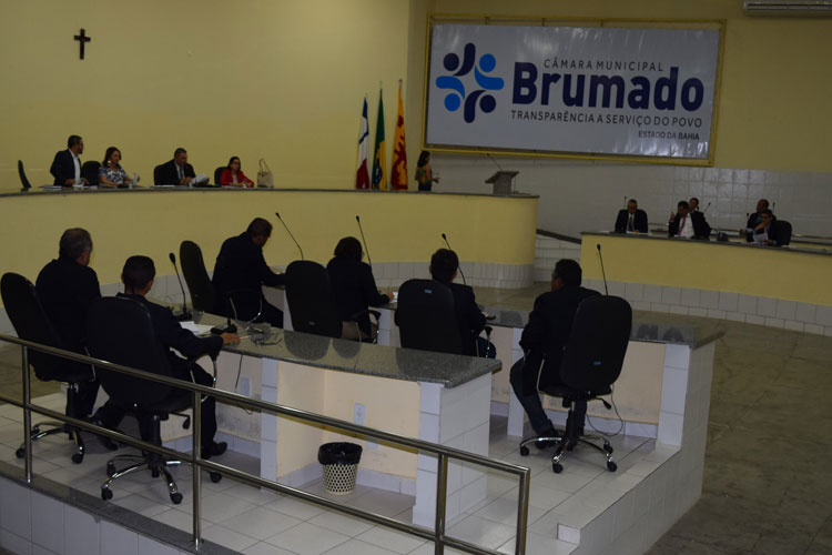 Brumado: Em primeira votação, base do prefeito na câmara aprova solicitação de empréstimo de R$ 20 milhões