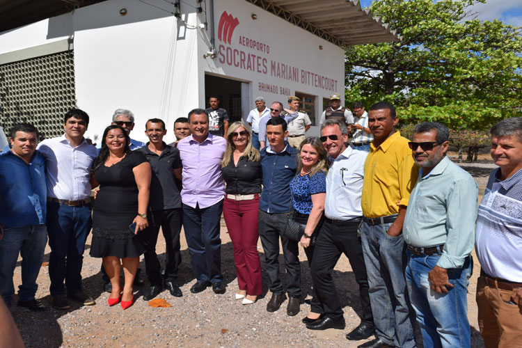 Em visita a Dom Basílio, governador pousa em Brumado e prevê inauguração da UTI para novembro