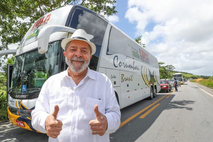 Lula diz que voltará a viajar pelo país: 'Estou livre, leve e solto'