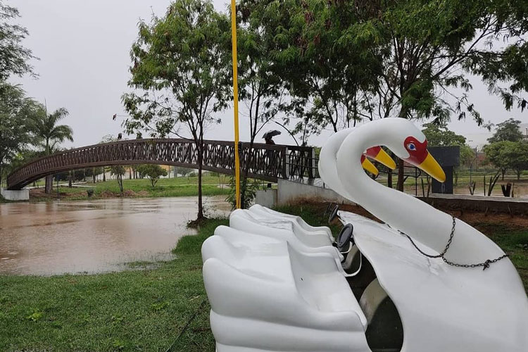 Guanambi: Volume de chuva se aproxima dos 400 mm e prefeitura monitora níveis de barragens
