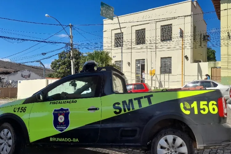 SMTT notifica Correios por atraso na entrega de notificações de multas em Brumado